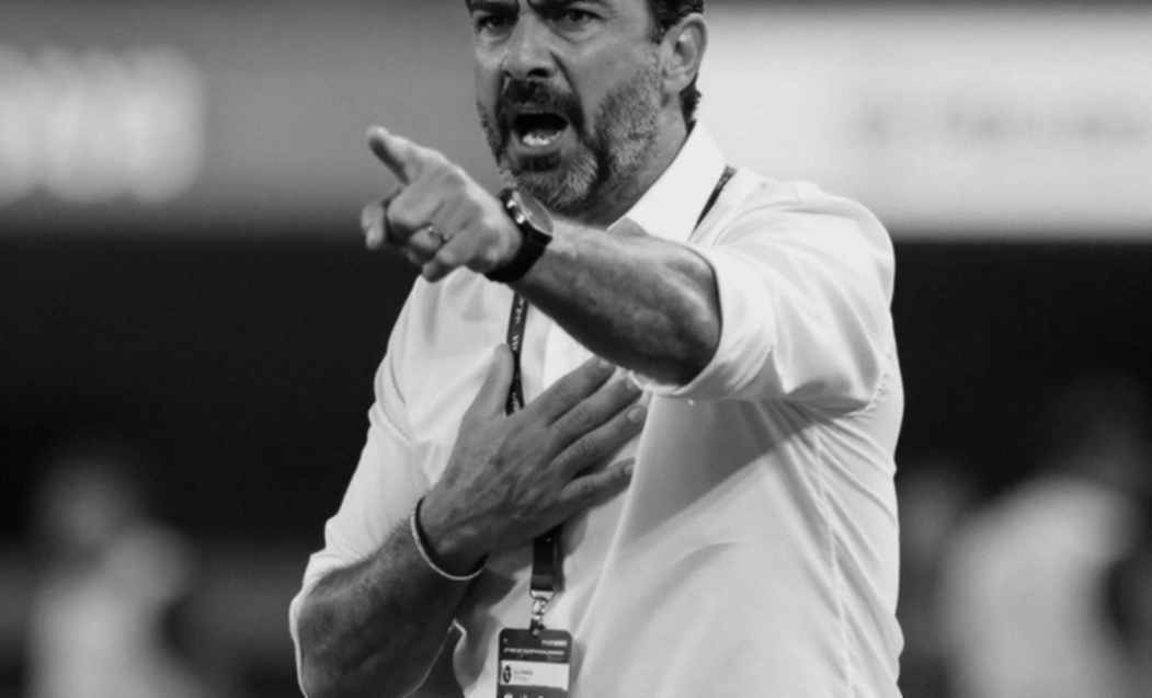 Tiếng còi im lặng ở V.League 1: Nghệ thuật đọc luật của trọng tài Việt Nam thời VAR Tiếng còi im lặng ở V.League 1: Nghệ thuật đọc luật của trọng tài Việt Nam thời VAR