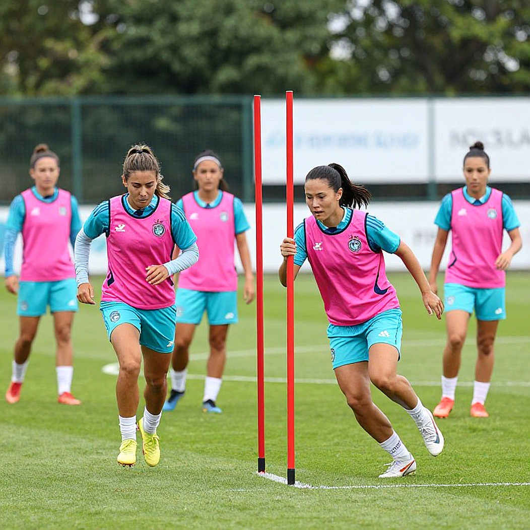 Djed Spence trước ngày ra mắt Inter: Khi một hậu vệ cánh mua thời gian bằng thói quen