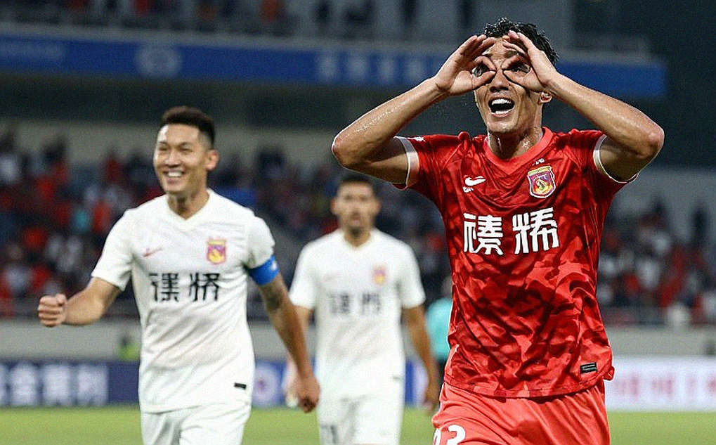 Bản quyền truyền thông V-League: Khi dữ liệu trở thành tiếng nói