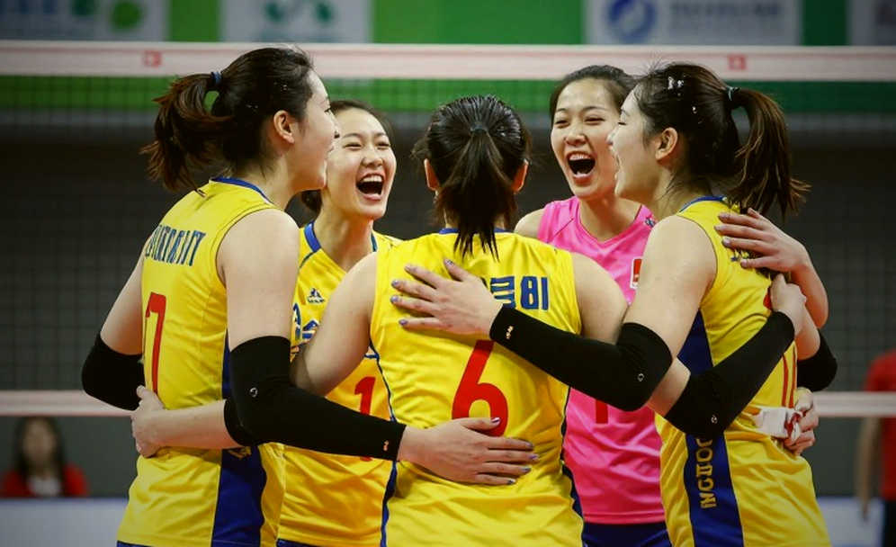 Efeler giữa tro tàn Cluj: Những hiệp đấu không thể khép lại và trận cuối cùng còn lại Efeler giữa tro tàn Cluj: Những hiệp đấu không thể khép lại và trận cuối cùng còn lại