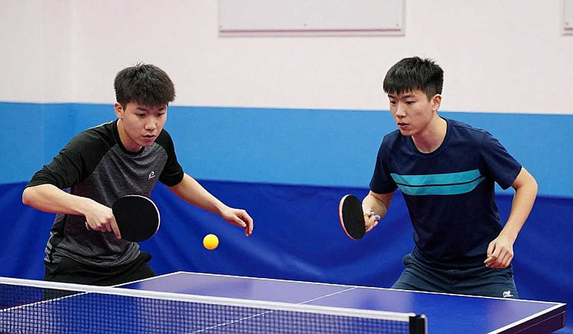 Moyland – Zhang ngược dòng qua Ai Cập tại China Smash 2026: khi bốn điểm liên tiếp định đoạt số phận Moyland – Zhang ngược dòng qua Ai Cập tại China Smash 2026: khi bốn điểm liên tiếp định đoạt số phận