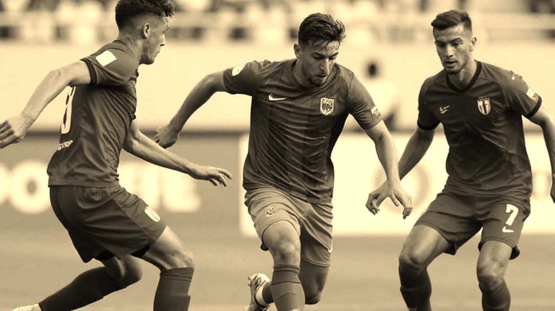 Thái Lan – Việt Nam tại ASEAN Cup 2026: Chanathip ngồi đó, và Hudson đang giấu một con bài