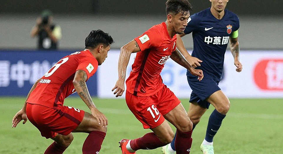 Al-Nassr thua tan tác bốn bàn ở AFC Champions League Elite: Tiếng la ó trên khán đài và khoảng trống dữ liệu dưới chân đội bóng Al-Nassr thua tan tác bốn bàn ở AFC Champions League Elite: Tiếng la ó trên khán đài và khoảng trống dữ liệu dưới chân đội bóng