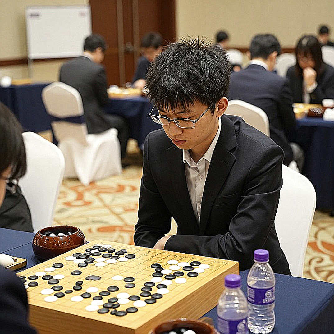 HLV Misra nói Divya Deshmukh và R. Vaishali mạnh hơn thời vô địch Olympiad: tuyên bố chưa có Elo